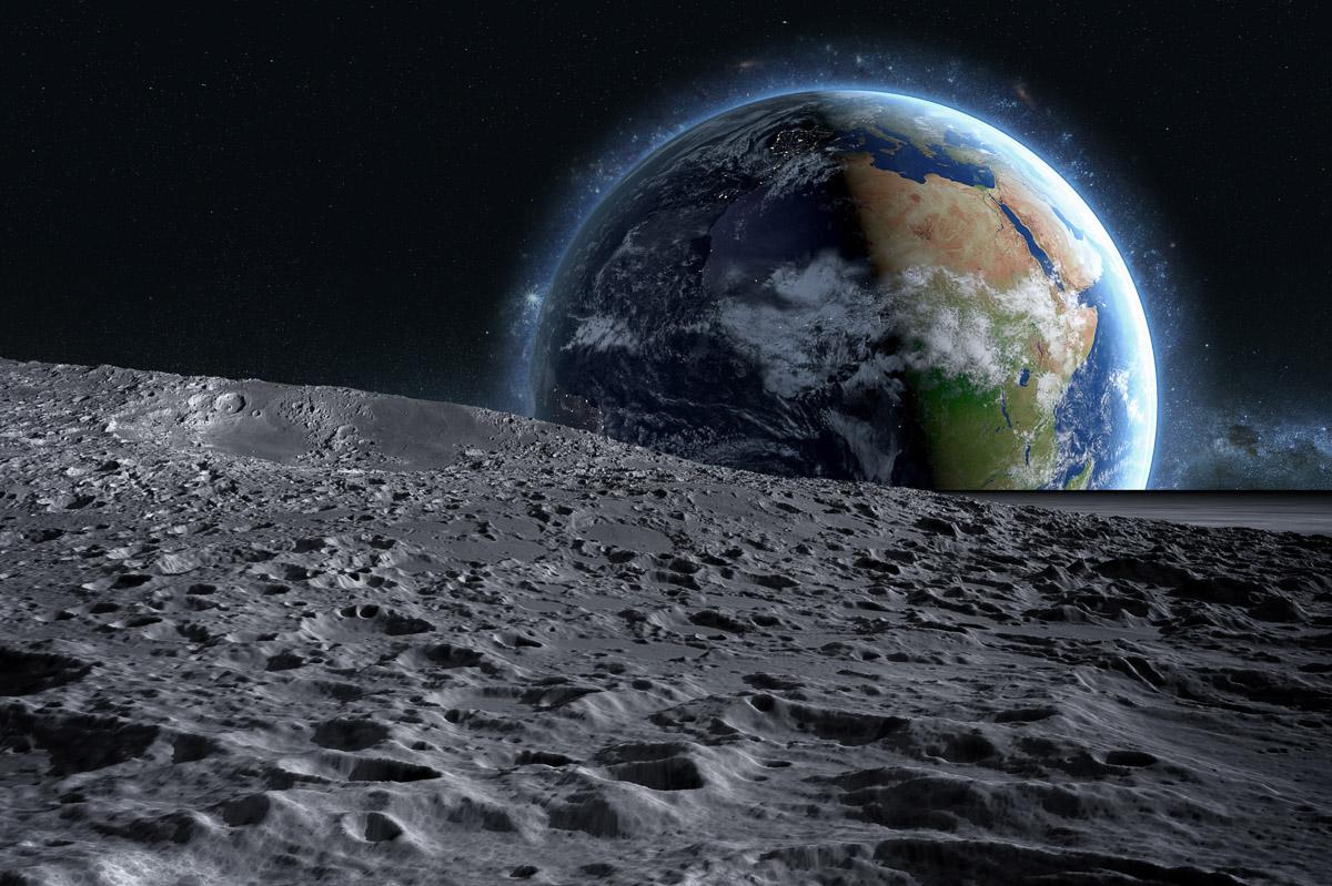 Mond und Erde