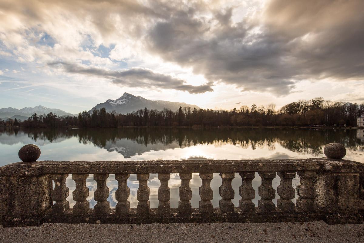 Balkon mit Landschaft