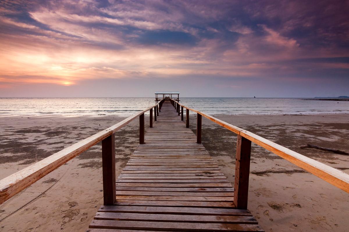 Steg am Strand
