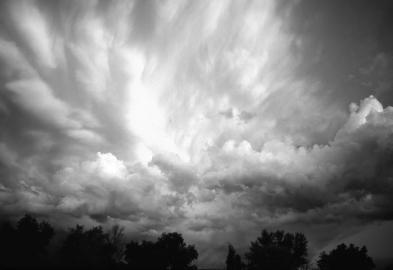 Himmel Schwarz & Weiß