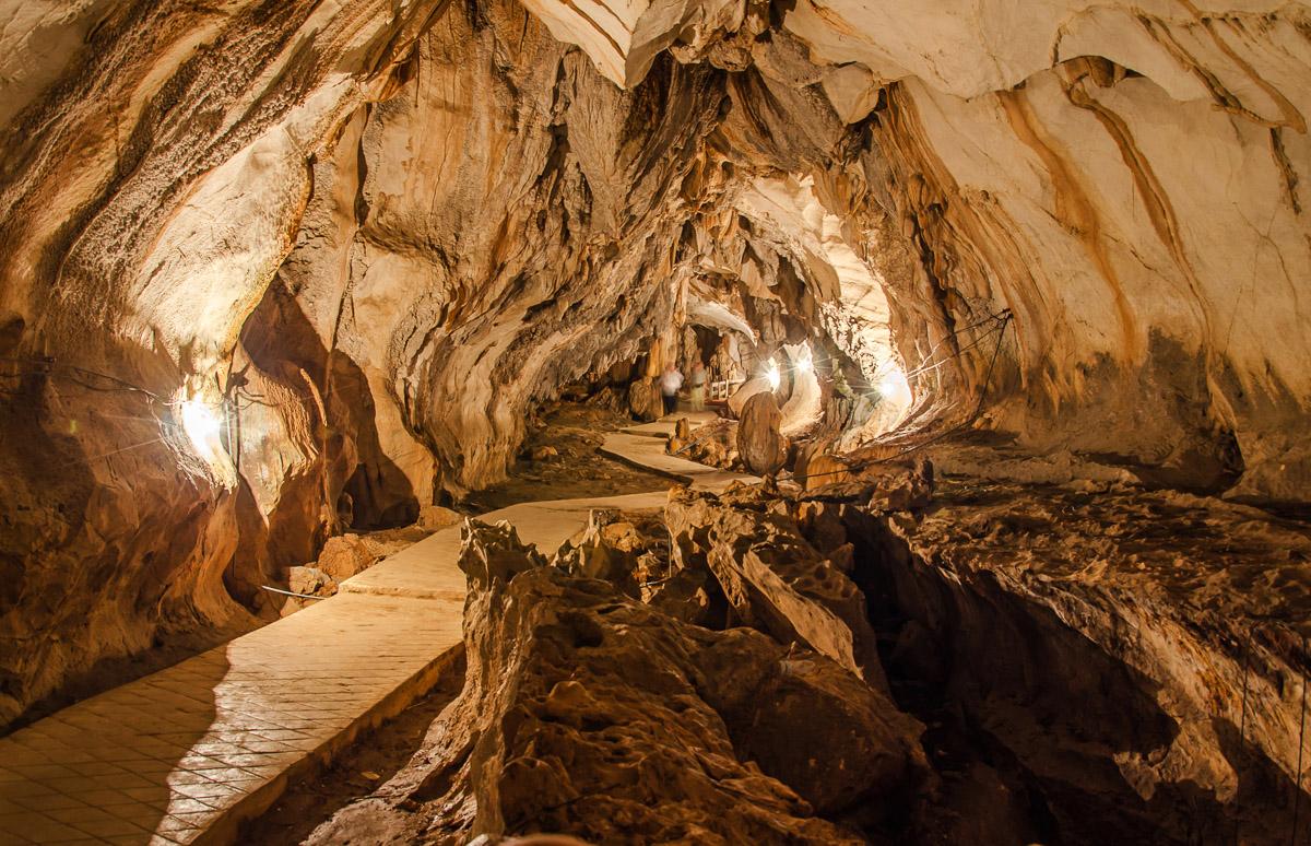 Höhle